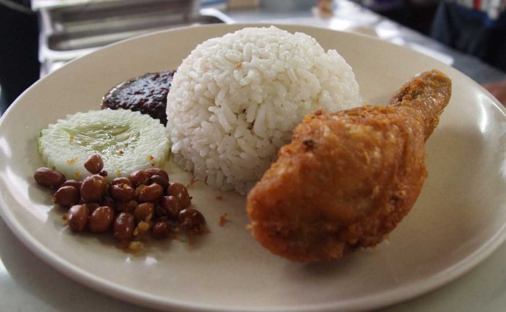 Nasi Lemak Wak Kentut  With Fried Chicken To Die For in Kulai